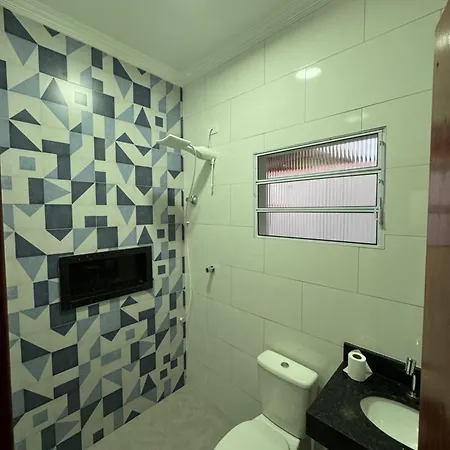 Casa Nova Na Praia Com Piscina - Mongaguá Exterior foto