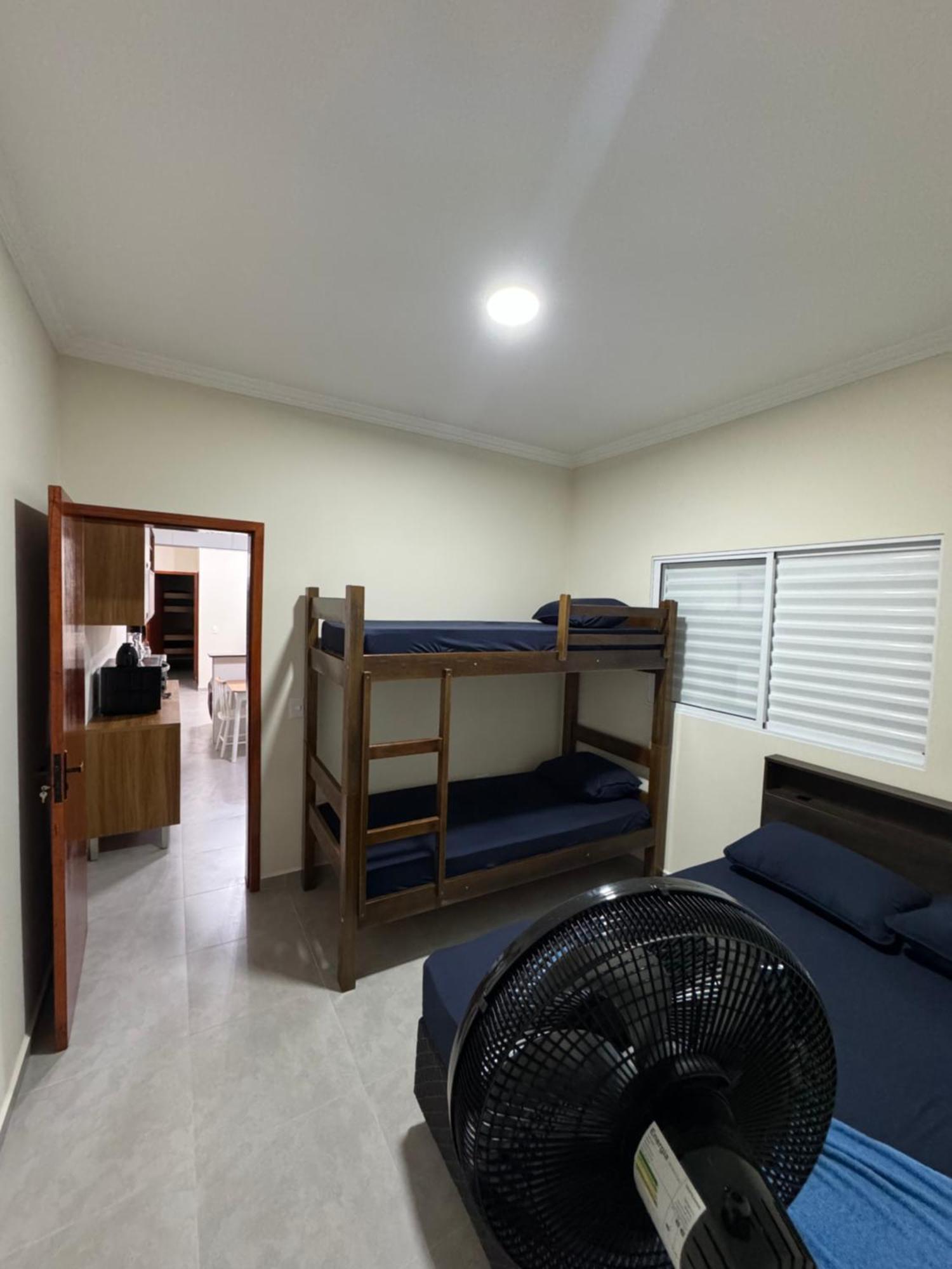 Casa Nova Na Com Piscina - Mongagua
