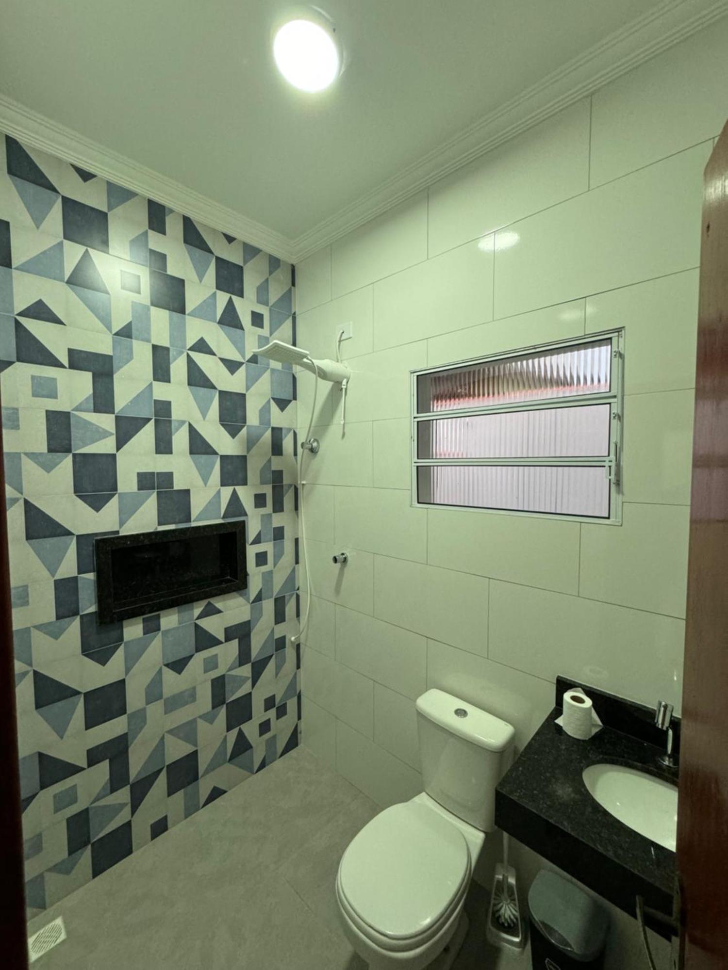Casa Nova Na Com Piscina - Mongagua